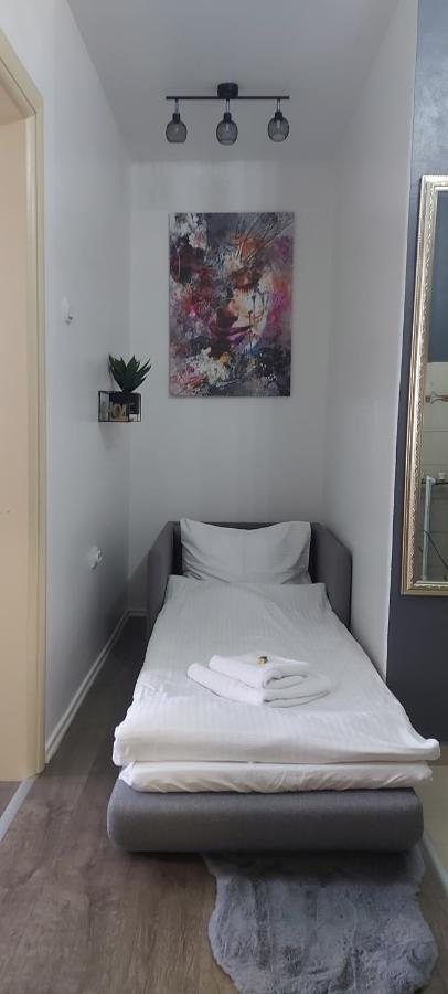 Apartman Pozoriste Penthaus Banja Luka Exterior foto